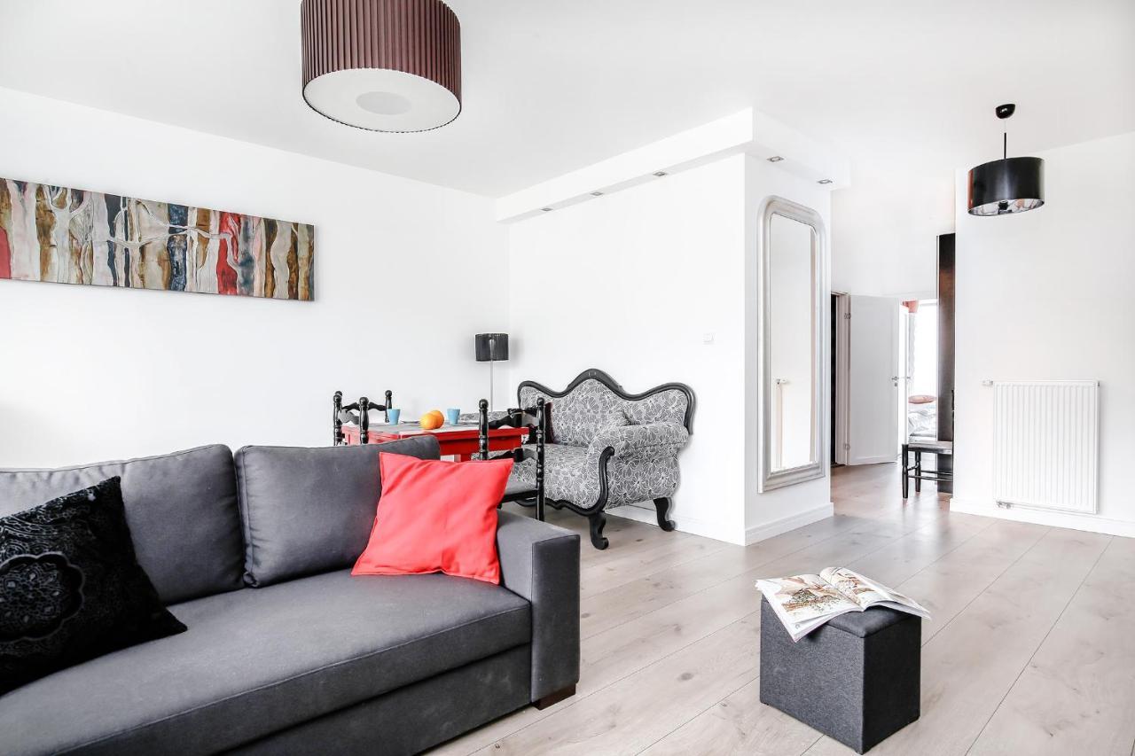 Capital Apartments - Towarowa Poznan Ngoại thất bức ảnh