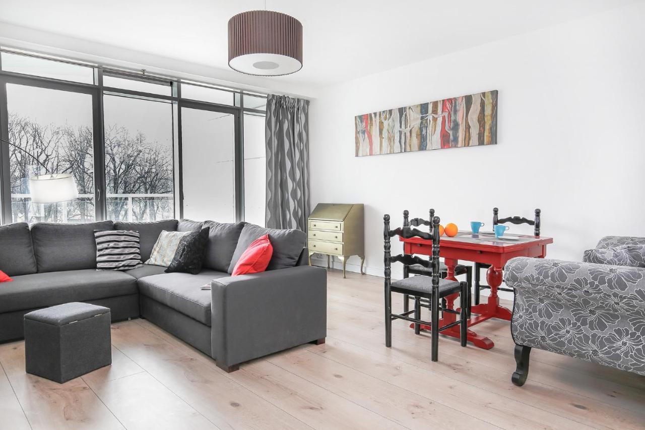 Capital Apartments - Towarowa Poznan Ngoại thất bức ảnh