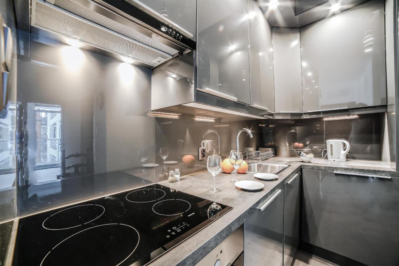 Capital Apartments - Towarowa Poznan Ngoại thất bức ảnh