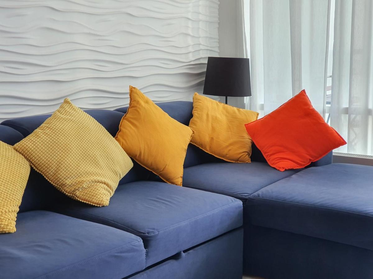 Capital Apartments - Towarowa Poznan Ngoại thất bức ảnh