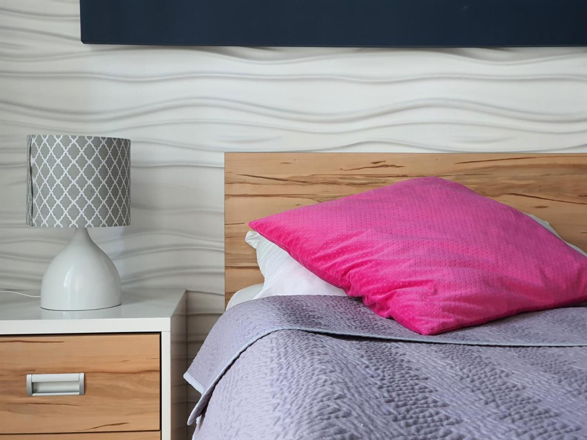 Capital Apartments - Towarowa Poznan Ngoại thất bức ảnh