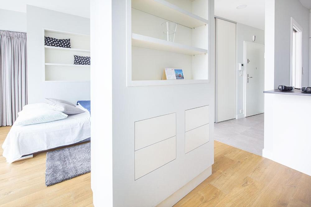 Capital Apartments - Towarowa Poznan Ngoại thất bức ảnh