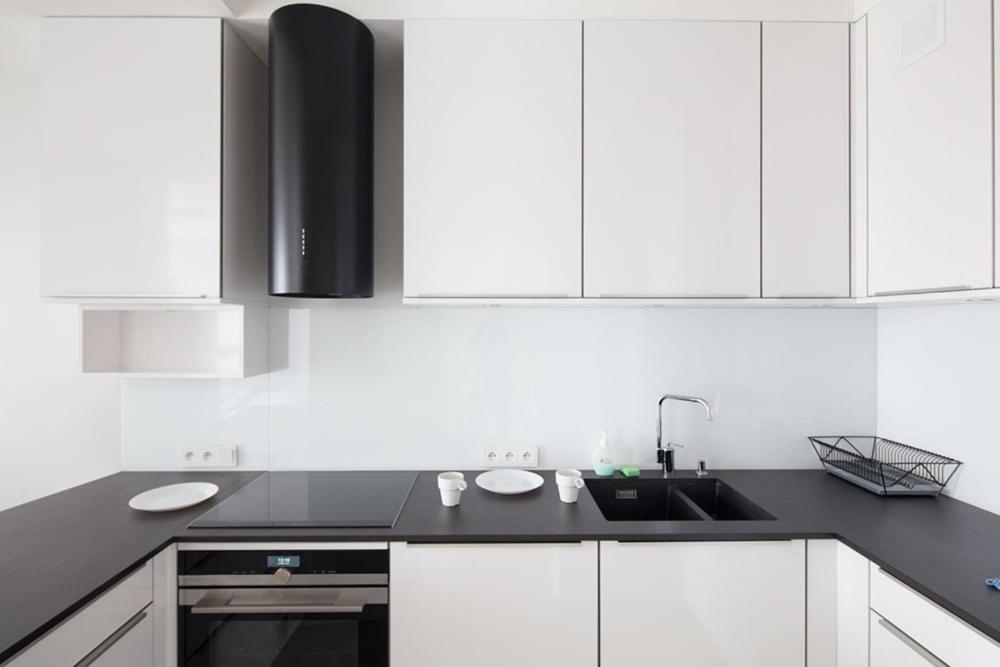 Capital Apartments - Towarowa Poznan Ngoại thất bức ảnh