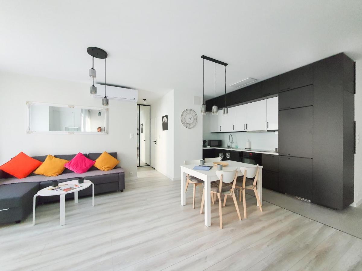 Capital Apartments - Towarowa Poznan Ngoại thất bức ảnh