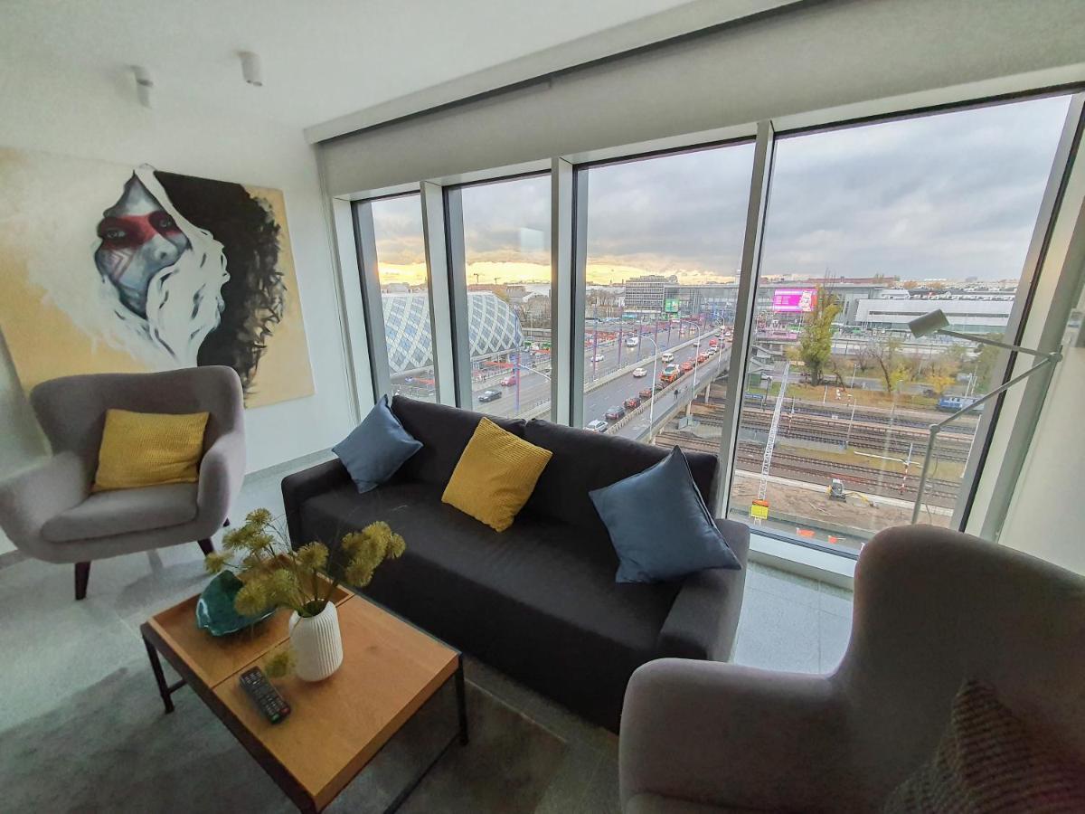 Capital Apartments - Towarowa Poznan Ngoại thất bức ảnh