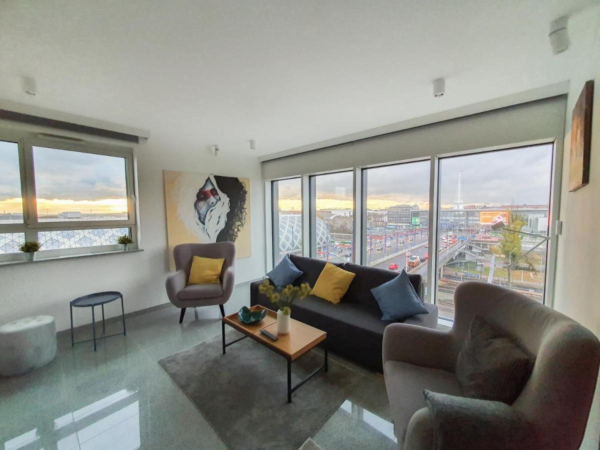Capital Apartments - Towarowa Poznan Ngoại thất bức ảnh