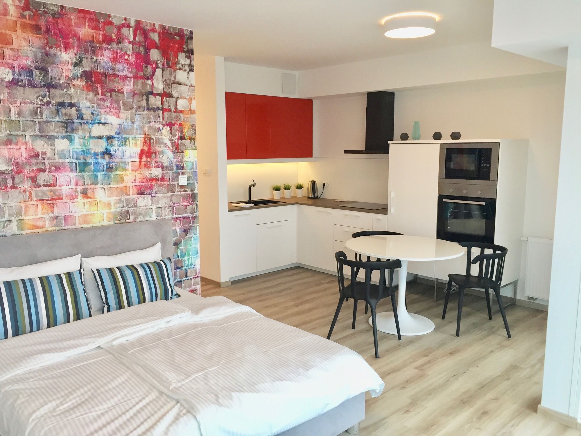 Capital Apartments - Towarowa Poznan Ngoại thất bức ảnh