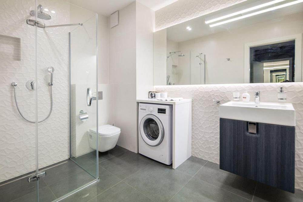Capital Apartments - Towarowa Poznan Ngoại thất bức ảnh
